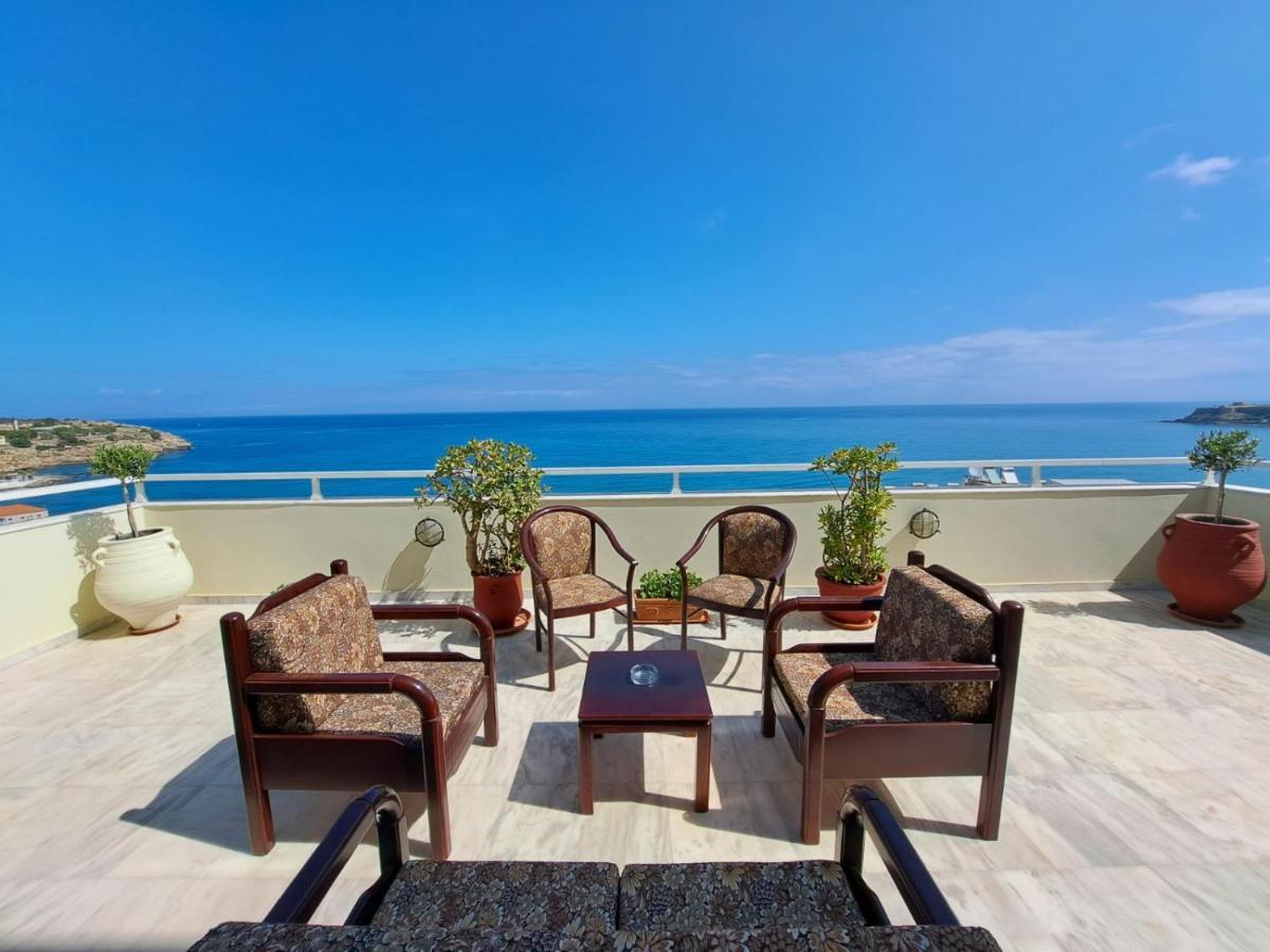 Seaview Flora'S Luxury Apartment-300Meters From The Beach Rethimno Eksteriør billede