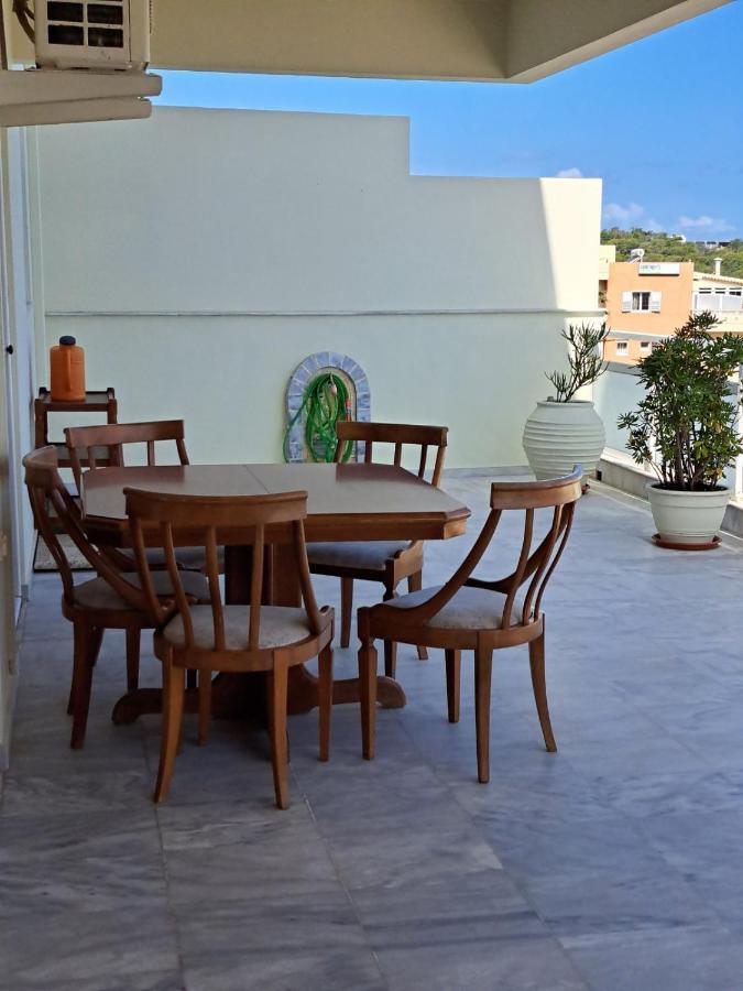 Seaview Flora'S Luxury Apartment-300Meters From The Beach Rethimno Eksteriør billede