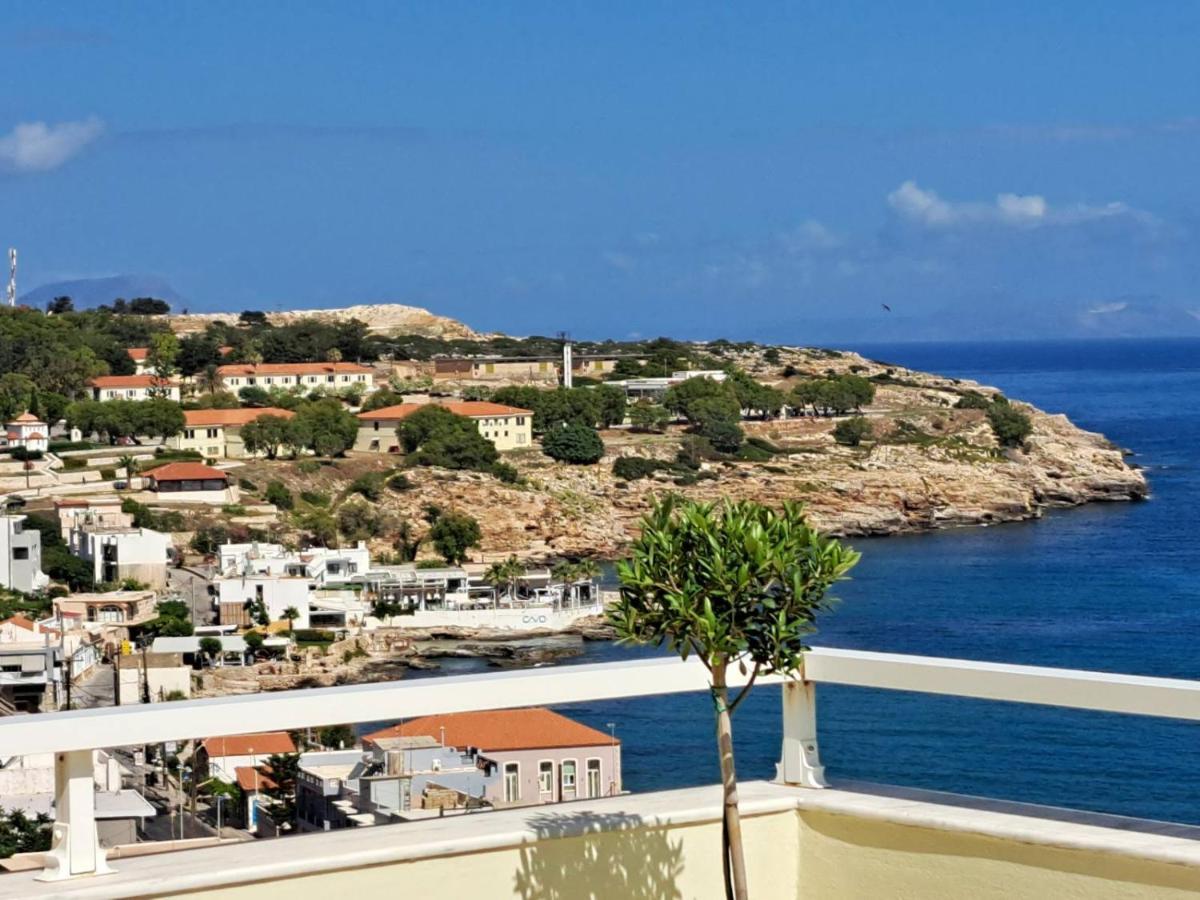 Seaview Flora'S Luxury Apartment-300Meters From The Beach Rethimno Eksteriør billede