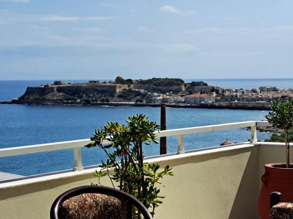 Seaview Flora'S Luxury Apartment-300Meters From The Beach Rethimno Eksteriør billede